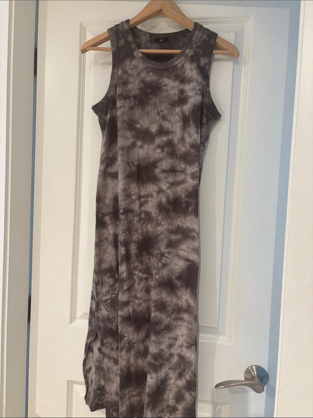 Rails Sleeveless Tie-Dye Maxi Dress in Charcoal and Light Gray